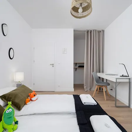 Miedziana 6 & 18 With Free Garage By Renters *