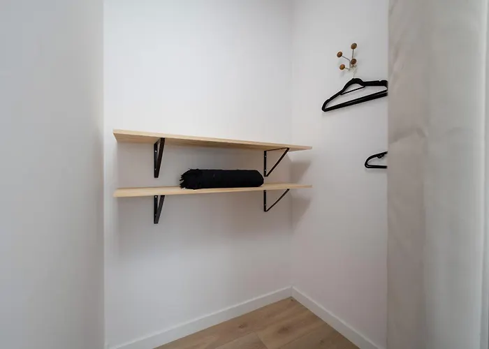 Miedziana 6 & 18 With Free Garage By Renters Apartmán