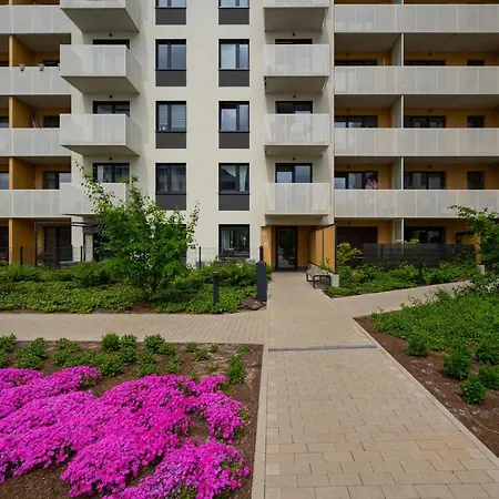 Miedziana 6 & 18 With Free Garage By Renters *