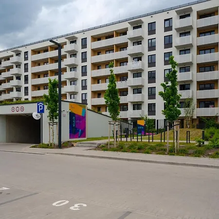 Miedziana 6 & 18 With Free Garage By Renters Apartment Wroclaw