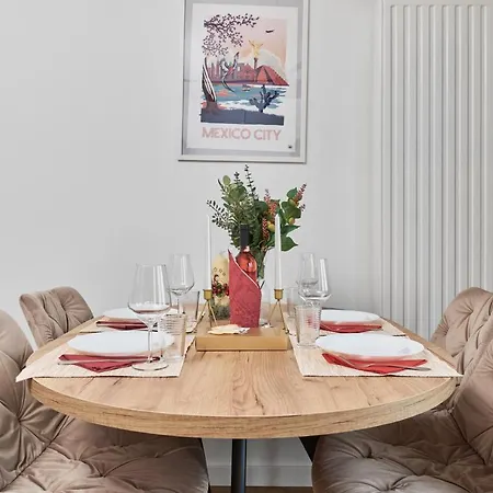Apartment Miedziana 6 & 18 With Free Garage By Renters