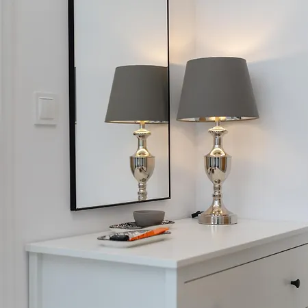 Miedziana 6 & 18 With Free Garage By Renters Апартаменты Вроцлав