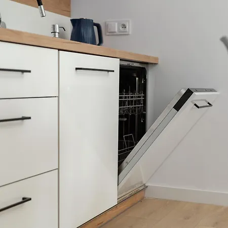 Miedziana 6 & 18 With Free Garage By Renters Вроцлав