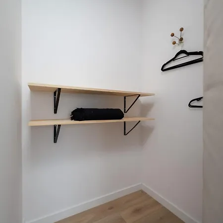 Miedziana 6 & 18 With Free Garage By Renters Апартаменты